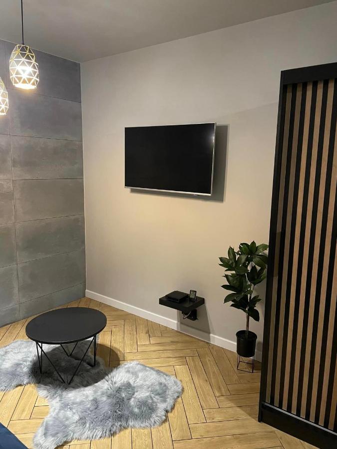 Apartment Szary Wilk - Klimatyczne Dla 2 Osob - Blisko Centrum -bezplatny Parking *